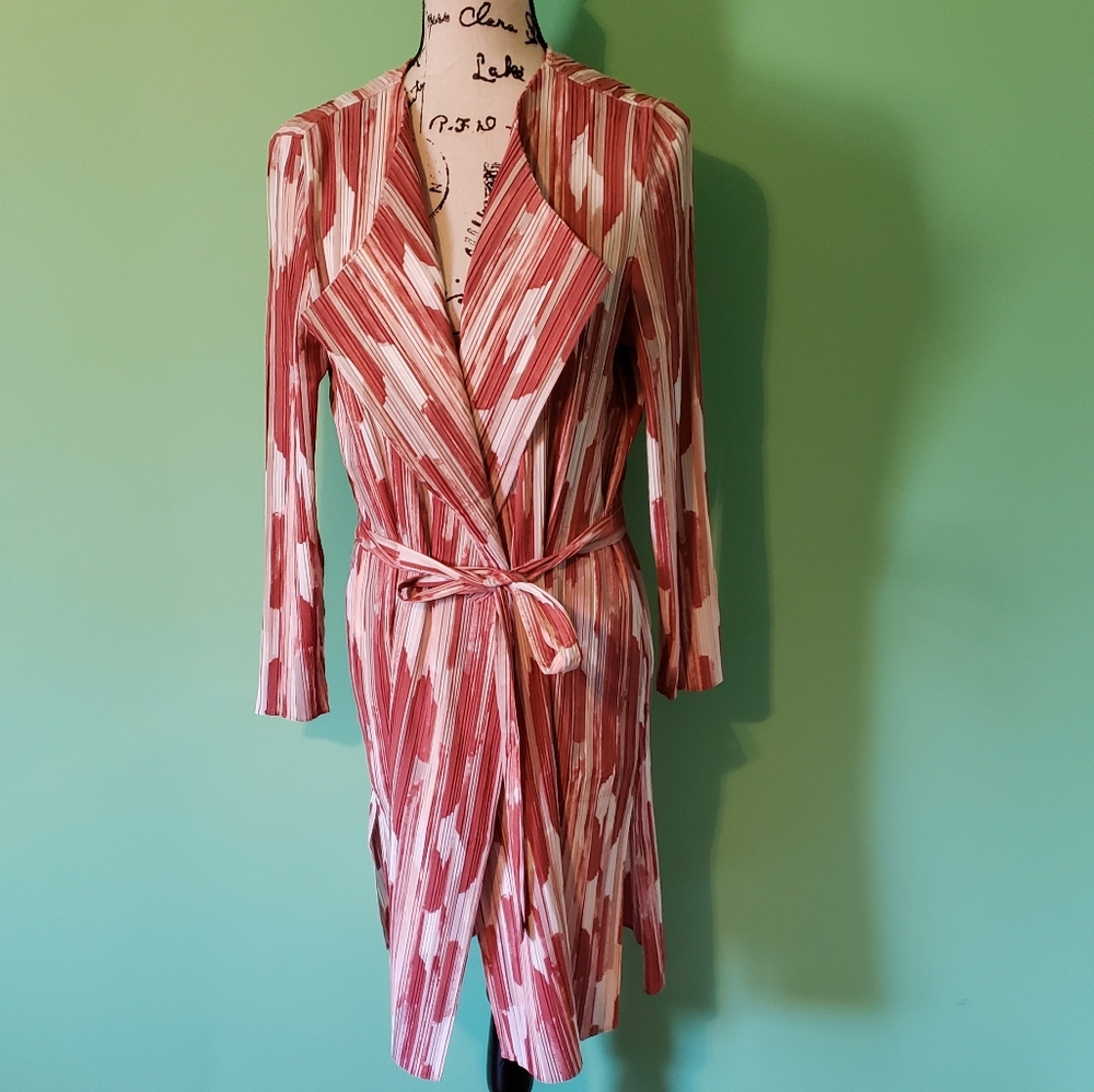 Nwt Chico's Travelers Trench Jacket size 2 (Lar)